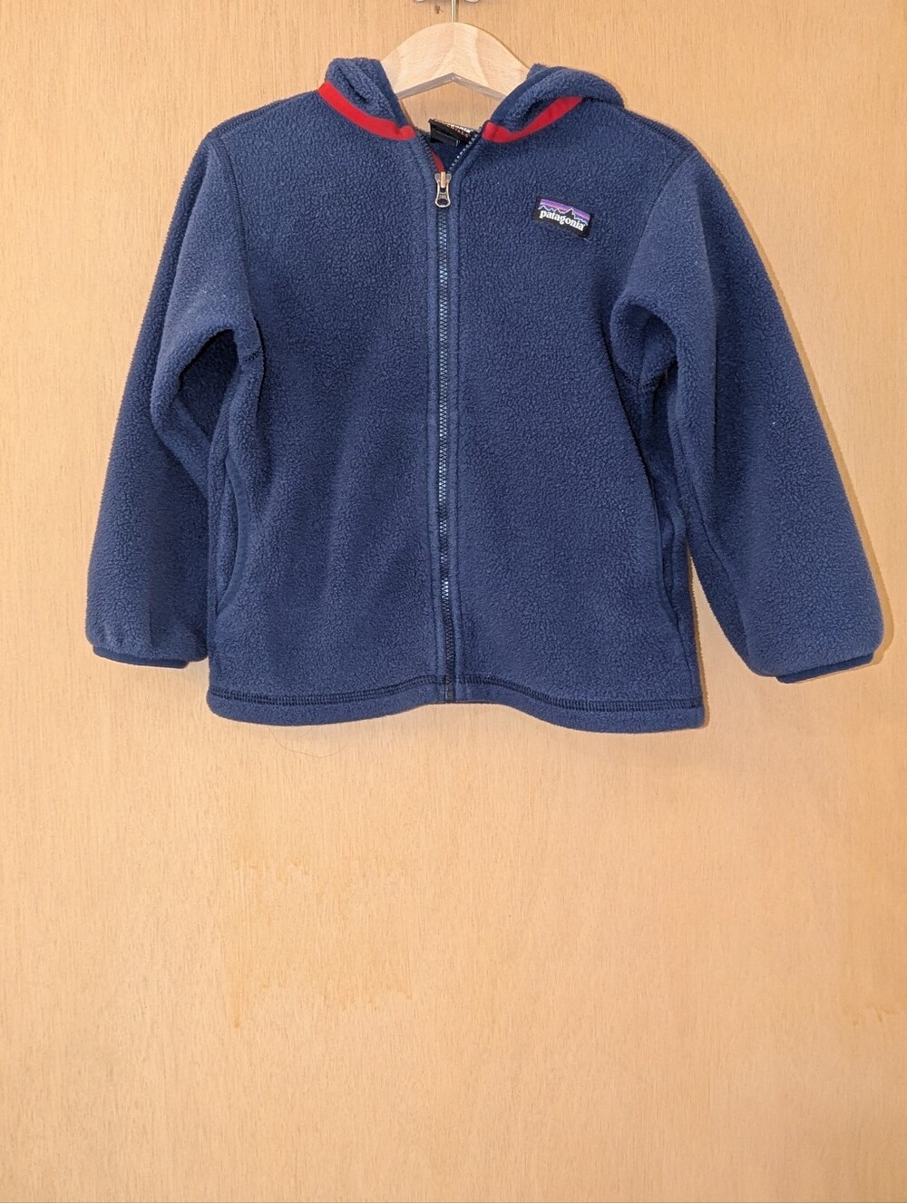 Patagonia Kids Navy Zip Front Fleece Hoodie with Red Trim Size 4T